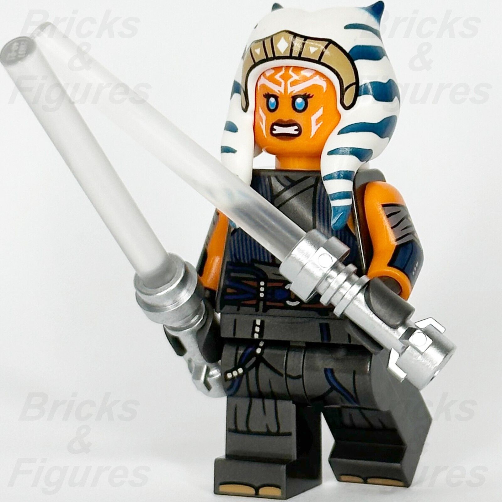 Ahsoka tano on sale lego figure